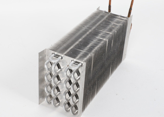 Besonders angefertigte Aluminiumdie rohr-Kühlschrank-Wärmetauscher-einfache Installation nehmen an